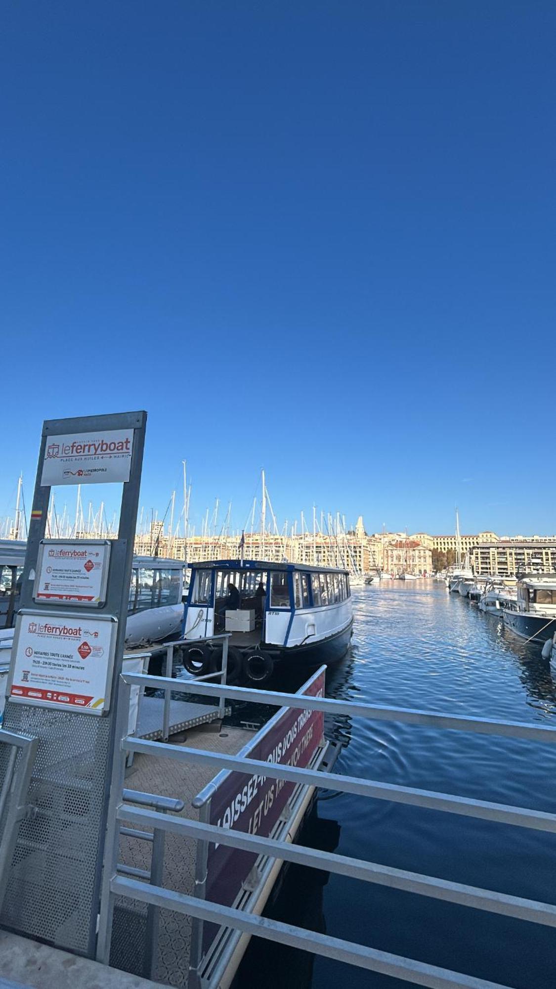 Place Aux Huiles Marseille Exteriör bild